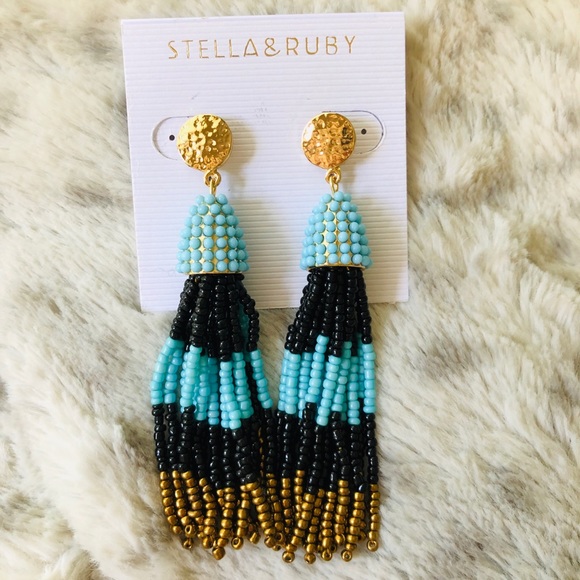 ๐SALE ๐ NWT Stella and Ruby Earrings - Picture 2 of 3